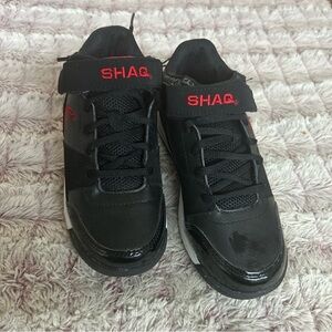 Shaq black with Pop of red sneakers size 1